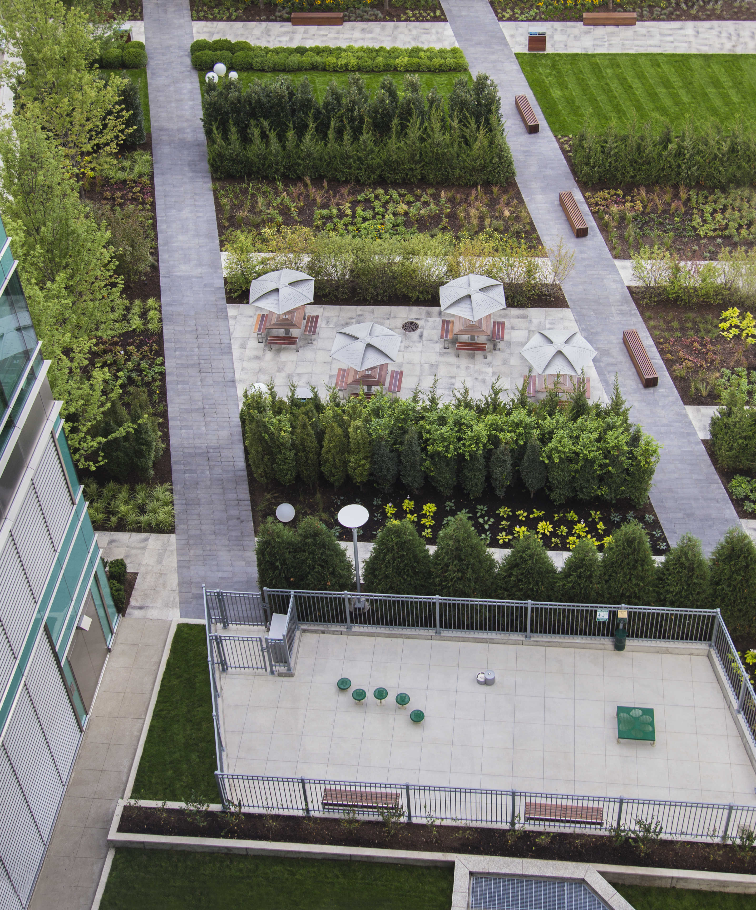 590 Garden